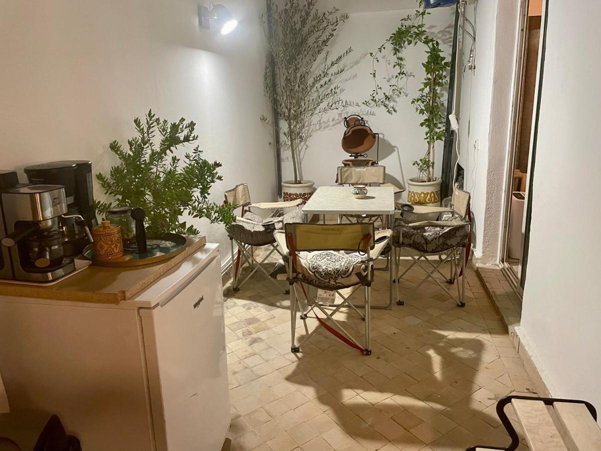 Au Riad Des Deux Patios - Marrakech มาร์ราเกช ภายนอก รูปภาพ